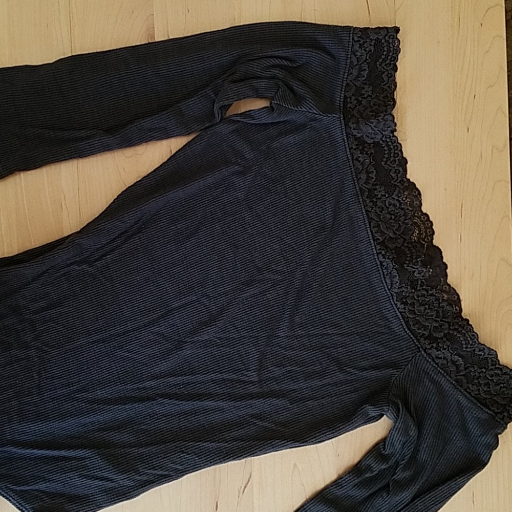 American Eagle black ribbed bodysuit (womens s)